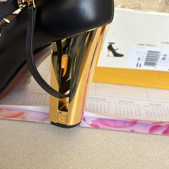 Fendi pump worn one time only! - Picture 2 of 10